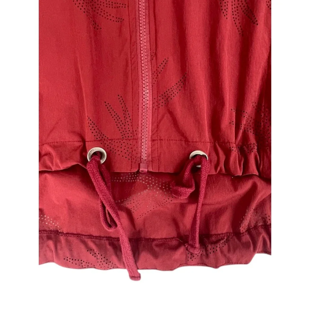 Nanette Lepore Burgundy Laser Cut Perforated Bird Zip Up Jacket‎ Ruched Sleeve M